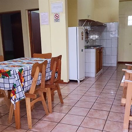 Apart Hotel Las Guayabas 푸에르토이과수 외부 사진