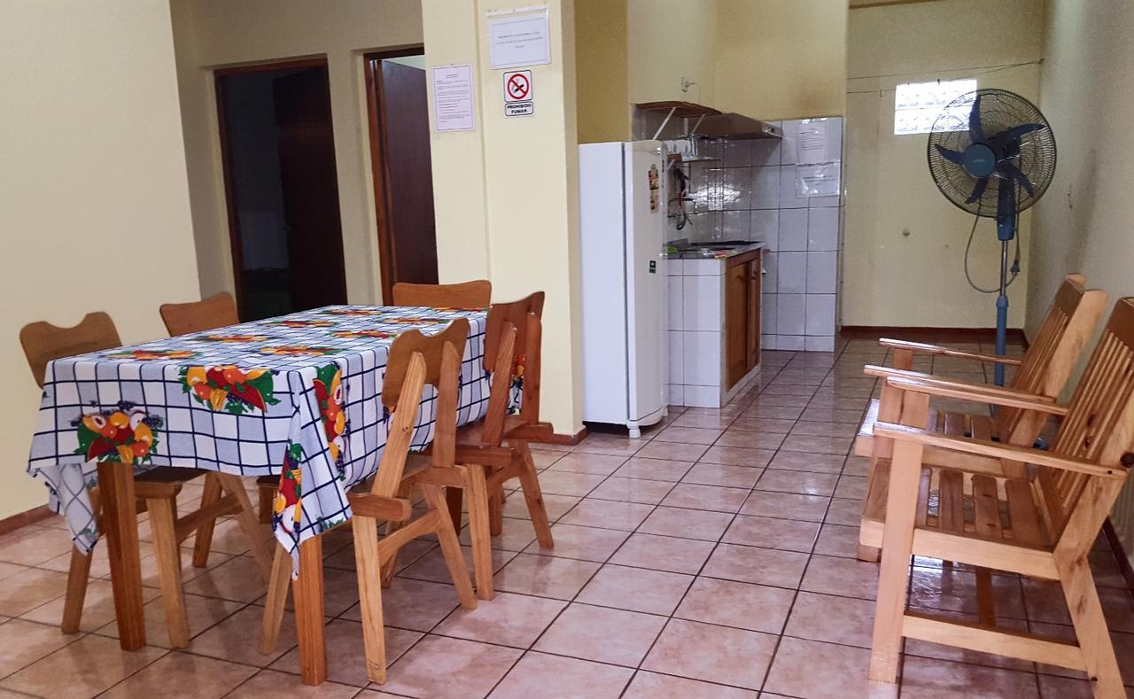 Apart Hotel Las Guayabas 푸에르토이과수 외부 사진