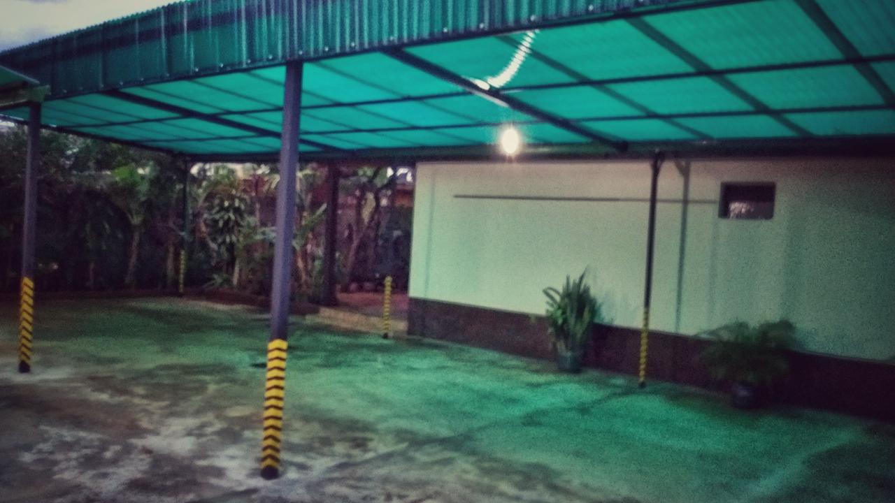 Apart Hotel Las Guayabas 푸에르토이과수 외부 사진